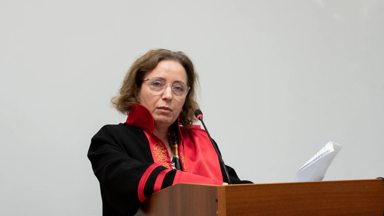 SÜ Hemşirelik Fakültesinde 180 öğrenci üniforma giydi